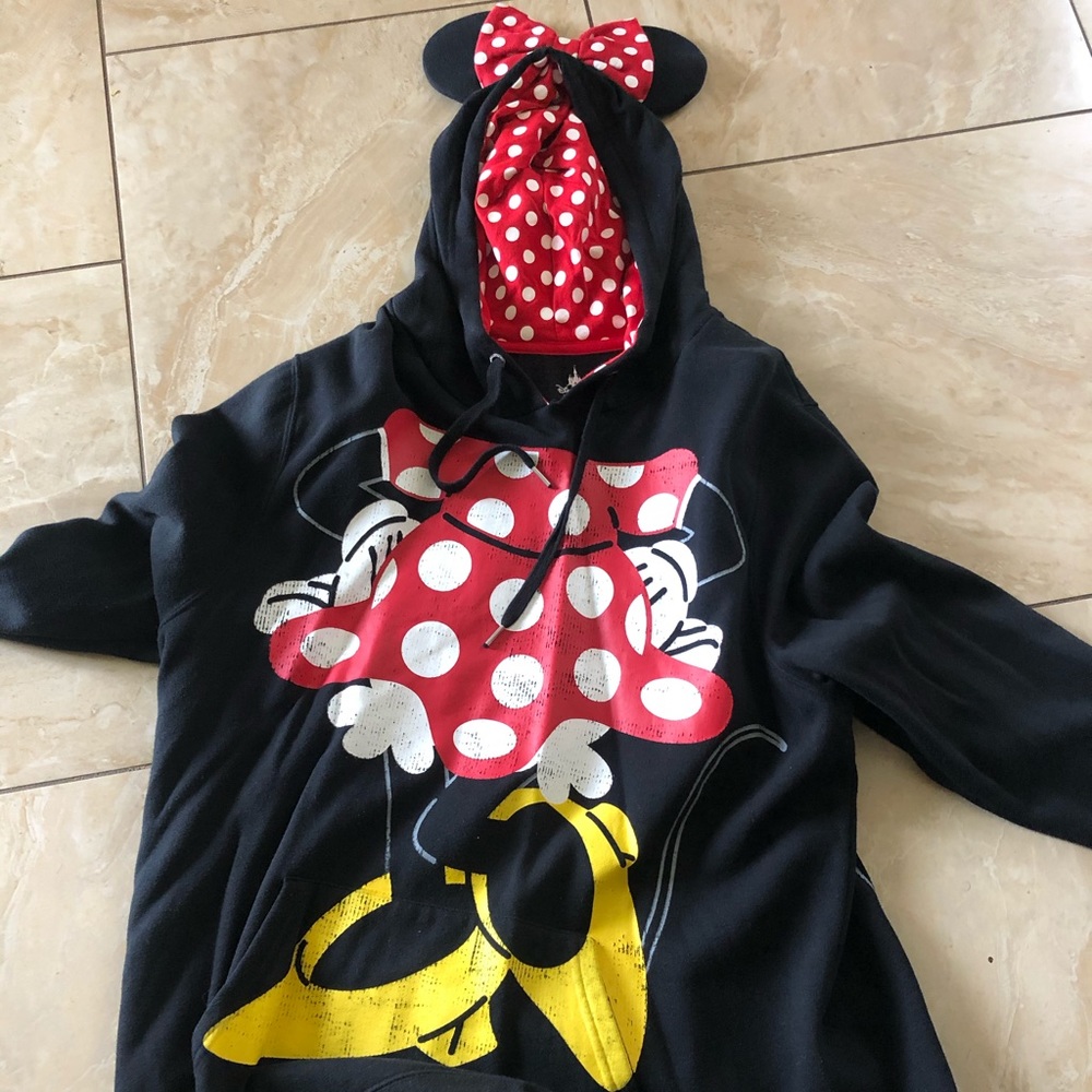Minnie Mouse hooded pull over sweat shirt